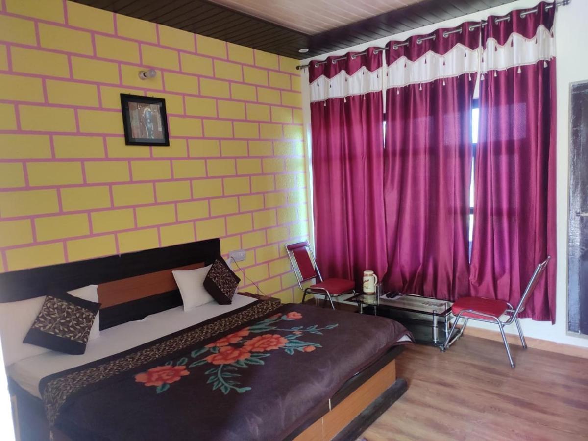 Hotel Deepraj, Kausani Extérieur photo